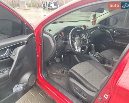 Червоний Ніссан Rogue Sport, об'ємом двигуна 2 л та пробігом 147 тис. км за 14500 $, фото 5 на Automoto.ua