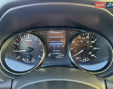 Красный Ниссан Rogue Sport, объемом двигателя 2 л и пробегом 139 тыс. км за 12300 $, фото 19 на Automoto.ua