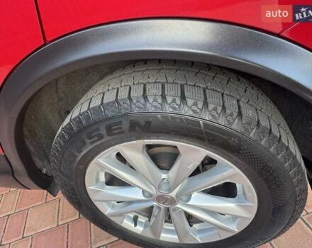 Красный Ниссан Rogue Sport, объемом двигателя 2 л и пробегом 61 тыс. км за 14700 $, фото 9 на Automoto.ua