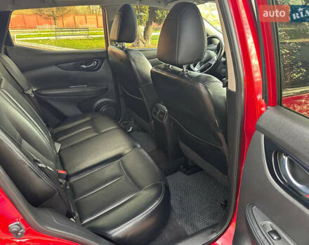 Червоний Ніссан Rogue Sport, об'ємом двигуна 2 л та пробігом 86 тис. км за 16300 $, фото 34 на Automoto.ua