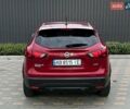 Красный Ниссан Rogue Sport, объемом двигателя 2 л и пробегом 95 тыс. км за 13000 $, фото 2 на Automoto.ua