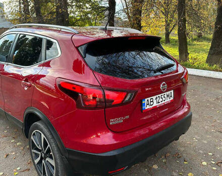 Червоний Ніссан Rogue Sport, об'ємом двигуна 2 л та пробігом 86 тис. км за 16300 $, фото 7 на Automoto.ua