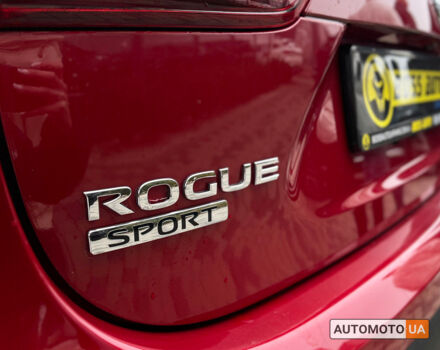 Червоний Ніссан Rogue Sport, об'ємом двигуна 2 л та пробігом 164 тис. км за 15790 $, фото 8 на Automoto.ua
