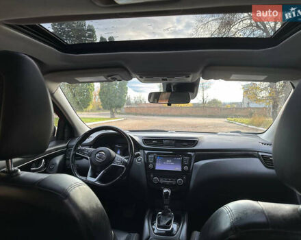 Червоний Ніссан Rogue Sport, об'ємом двигуна 2 л та пробігом 86 тис. км за 16300 $, фото 29 на Automoto.ua