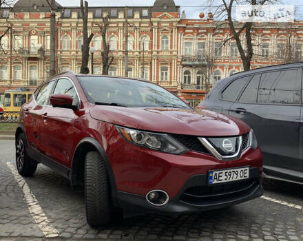 Червоний Ніссан Rogue Sport, об'ємом двигуна 2 л та пробігом 58 тис. км за 17900 $, фото 2 на Automoto.ua