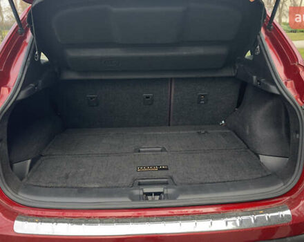 Красный Ниссан Rogue Sport, объемом двигателя 2 л и пробегом 140 тыс. км за 13500 $, фото 13 на Automoto.ua