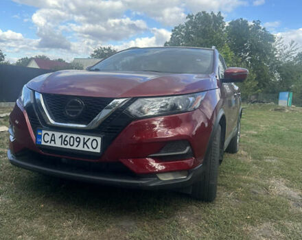 Красный Ниссан Rogue Sport, объемом двигателя 2 л и пробегом 155 тыс. км за 16000 $, фото 1 на Automoto.ua