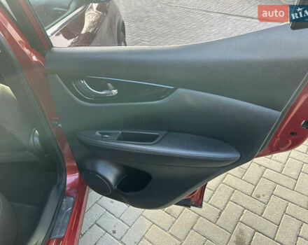 Красный Ниссан Rogue Sport, объемом двигателя 2 л и пробегом 155 тыс. км за 15500 $, фото 29 на Automoto.ua