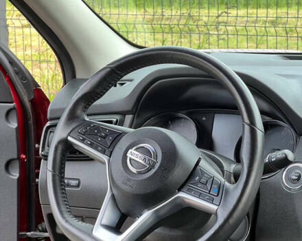 Красный Ниссан Rogue Sport, объемом двигателя 2 л и пробегом 90 тыс. км за 16000 $, фото 4 на Automoto.ua