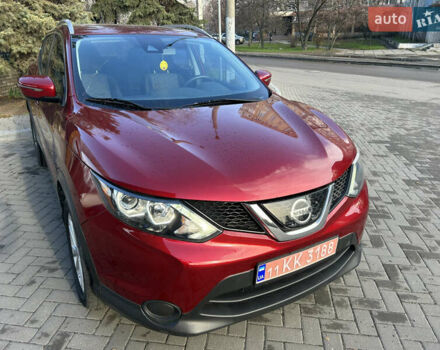 Красный Ниссан Rogue Sport, объемом двигателя 2 л и пробегом 155 тыс. км за 15500 $, фото 9 на Automoto.ua