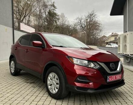 Красный Ниссан Rogue Sport, объемом двигателя 2 л и пробегом 231 тыс. км за 13200 $, фото 11 на Automoto.ua