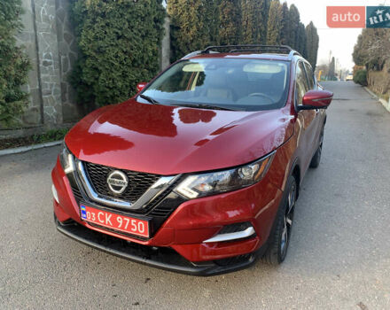 Красный Ниссан Rogue Sport, объемом двигателя 2 л и пробегом 63 тыс. км за 14900 $, фото 1 на Automoto.ua