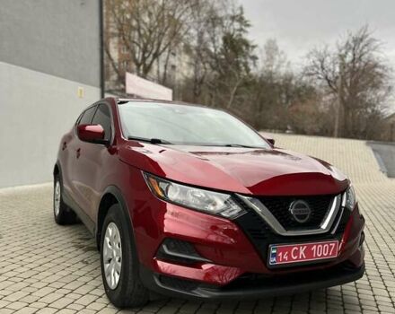 Красный Ниссан Rogue Sport, объемом двигателя 2 л и пробегом 231 тыс. км за 13200 $, фото 10 на Automoto.ua