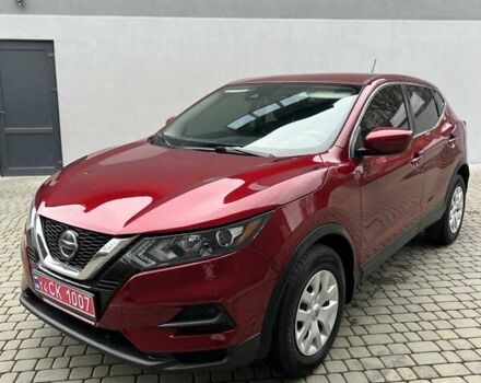 Красный Ниссан Rogue Sport, объемом двигателя 2 л и пробегом 231 тыс. км за 13200 $, фото 3 на Automoto.ua