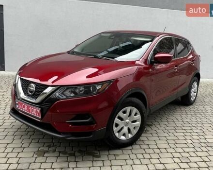 Красный Ниссан Rogue Sport, объемом двигателя 2 л и пробегом 231 тыс. км за 13200 $, фото 6 на Automoto.ua