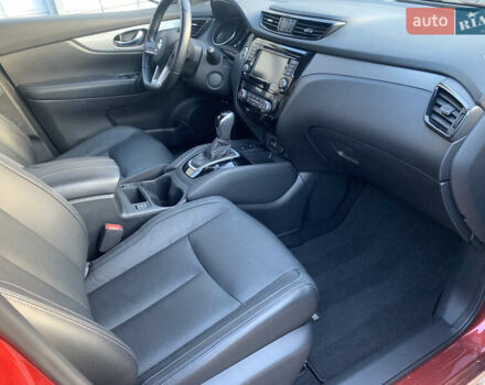Красный Ниссан Rogue Sport, объемом двигателя 2 л и пробегом 63 тыс. км за 14900 $, фото 6 на Automoto.ua