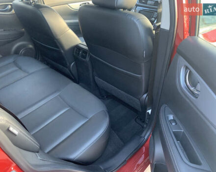 Красный Ниссан Rogue Sport, объемом двигателя 2 л и пробегом 63 тыс. км за 14900 $, фото 8 на Automoto.ua