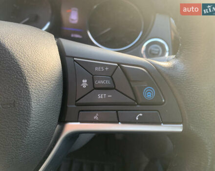 Красный Ниссан Rogue Sport, объемом двигателя 2 л и пробегом 63 тыс. км за 14900 $, фото 11 на Automoto.ua