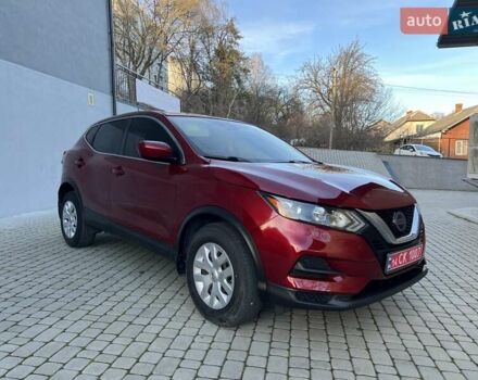 Красный Ниссан Rogue Sport, объемом двигателя 2 л и пробегом 230 тыс. км за 13600 $, фото 5 на Automoto.ua