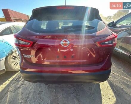 Красный Ниссан Rogue Sport, объемом двигателя 2 л и пробегом 31 тыс. км за 12300 $, фото 1 на Automoto.ua