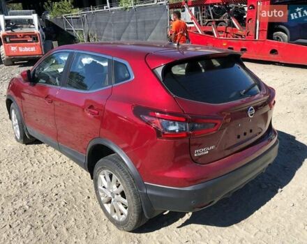 Красный Ниссан Rogue Sport, объемом двигателя 2 л и пробегом 31 тыс. км за 12300 $, фото 7 на Automoto.ua