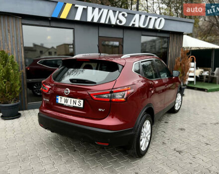 Красный Ниссан Rogue Sport, объемом двигателя 2 л и пробегом 45 тыс. км за 18900 $, фото 17 на Automoto.ua