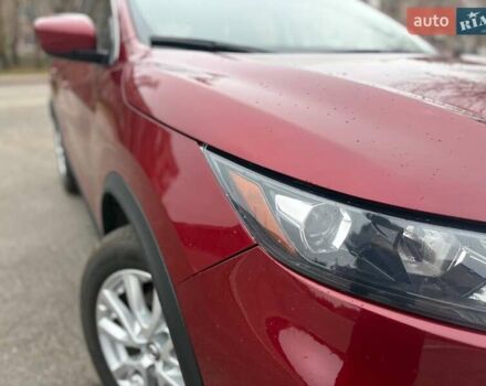 Червоний Ніссан Rogue Sport, об'ємом двигуна 2 л та пробігом 82 тис. км за 16500 $, фото 6 на Automoto.ua