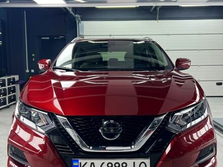 Ниссан Rogue Sport 2021 в Киеве на Automoto.ua Красный Ниссан Rogue Sport, объемом двигателя 2 л и пробегом 90 тыс. км за 20000 $, фото 1 на Automoto.ua