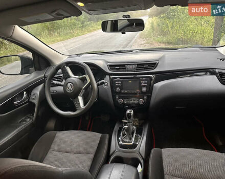 Ниссан Rogue Sport, объемом двигателя 2 л и пробегом 138 тыс. км за 14300 $, фото 4 на Automoto.ua