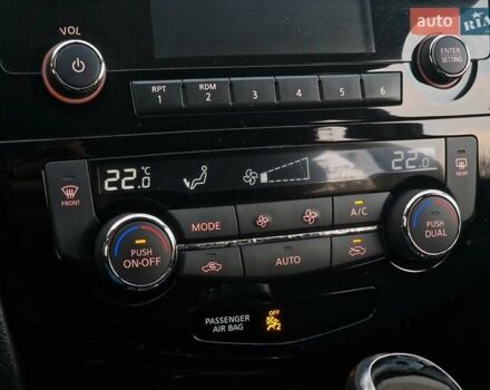 Сірий Ніссан Rogue Sport, об'ємом двигуна 2 л та пробігом 111 тис. км за 13490 $, фото 58 на Automoto.ua