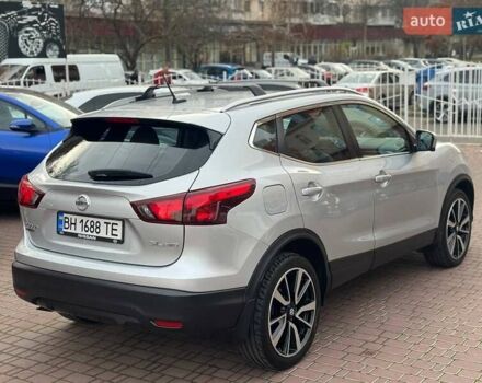 Серый Ниссан Rogue Sport, объемом двигателя 2 л и пробегом 83 тыс. км за 14500 $, фото 5 на Automoto.ua