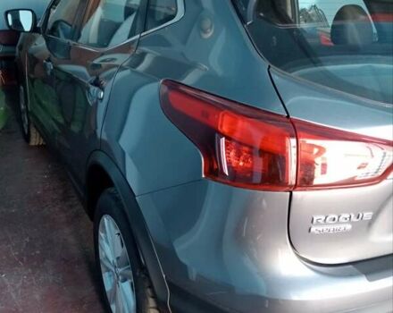 Сірий Ніссан Rogue Sport, об'ємом двигуна 2 л та пробігом 70 тис. км за 15800 $, фото 6 на Automoto.ua