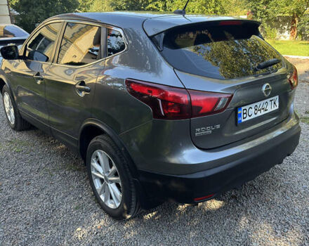 Серый Ниссан Rogue Sport, объемом двигателя 2 л и пробегом 66 тыс. км за 12900 $, фото 2 на Automoto.ua