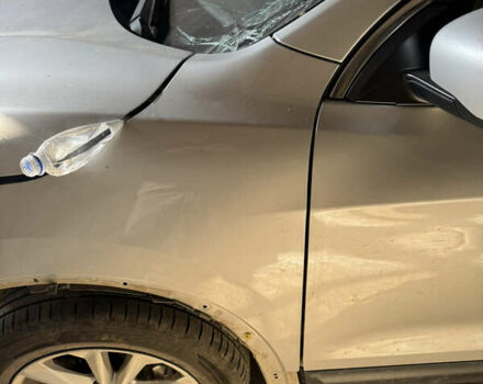 Серый Ниссан Rogue Sport, объемом двигателя 2 л и пробегом 63 тыс. км за 8000 $, фото 9 на Automoto.ua