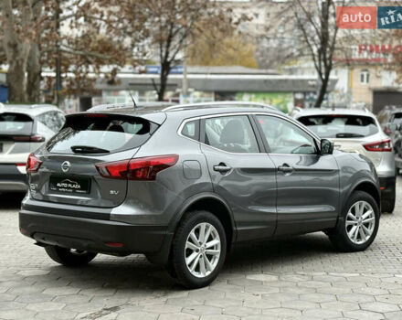 Сірий Ніссан Rogue Sport, об'ємом двигуна 2 л та пробігом 60 тис. км за 17500 $, фото 25 на Automoto.ua