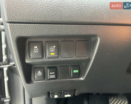 Сірий Ніссан Rogue Sport, об'ємом двигуна 2 л та пробігом 162 тис. км за 15200 $, фото 12 на Automoto.ua