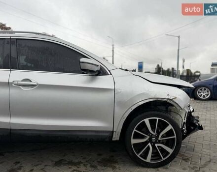 Серый Ниссан Rogue Sport, объемом двигателя 2 л и пробегом 156 тыс. км за 9500 $, фото 4 на Automoto.ua