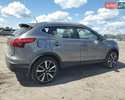 Серый Ниссан Rogue Sport, объемом двигателя 2 л и пробегом 181 тыс. км за 2000 $, фото 2 на Automoto.ua