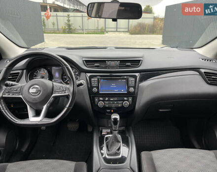 Сірий Ніссан Rogue Sport, об'ємом двигуна 2 л та пробігом 162 тис. км за 15200 $, фото 9 на Automoto.ua