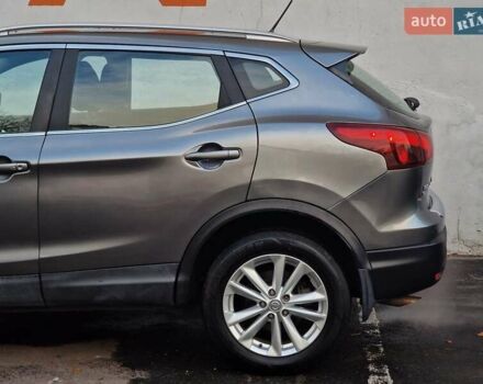 Сірий Ніссан Rogue Sport, об'ємом двигуна 2 л та пробігом 111 тис. км за 13490 $, фото 22 на Automoto.ua