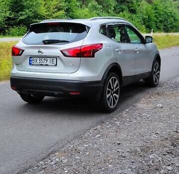 Сірий Ніссан Rogue Sport, об'ємом двигуна 2 л та пробігом 119 тис. км за 14800 $, фото 6 на Automoto.ua