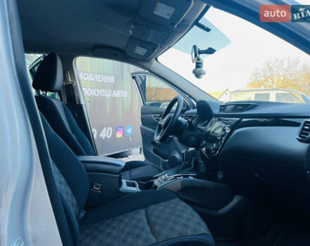 Серый Ниссан Rogue Sport, объемом двигателя 2 л и пробегом 103 тыс. км за 14200 $, фото 18 на Automoto.ua