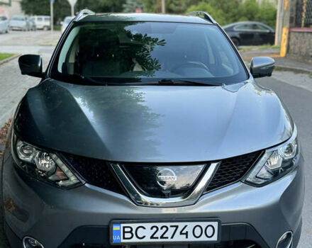 Серый Ниссан Rogue Sport, объемом двигателя 2 л и пробегом 108 тыс. км за 15000 $, фото 4 на Automoto.ua