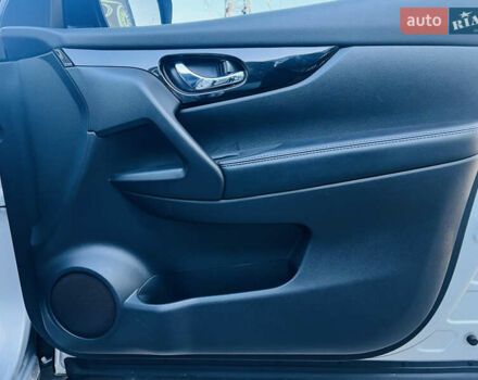 Серый Ниссан Rogue Sport, объемом двигателя 2 л и пробегом 103 тыс. км за 14200 $, фото 20 на Automoto.ua