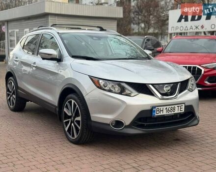 Серый Ниссан Rogue Sport, объемом двигателя 2 л и пробегом 83 тыс. км за 14500 $, фото 3 на Automoto.ua