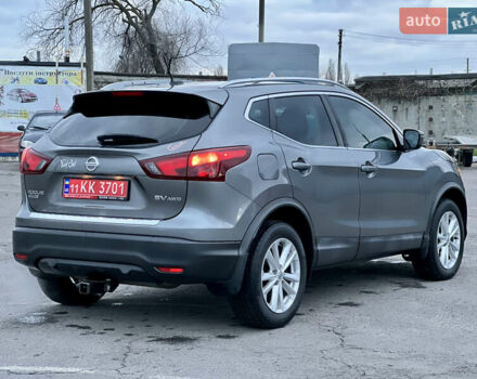 Серый Ниссан Rogue Sport, объемом двигателя 2 л и пробегом 193 тыс. км за 13000 $, фото 6 на Automoto.ua