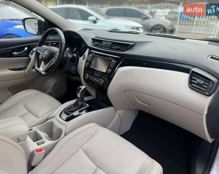 Серый Ниссан Rogue Sport, объемом двигателя 2 л и пробегом 83 тыс. км за 14500 $, фото 12 на Automoto.ua