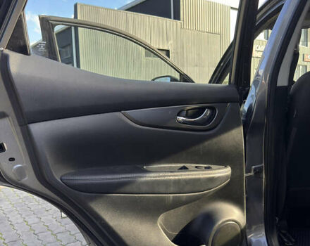 Серый Ниссан Rogue Sport, объемом двигателя 2 л и пробегом 214 тыс. км за 12000 $, фото 34 на Automoto.ua