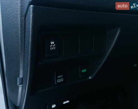 Серый Ниссан Rogue Sport, объемом двигателя 2 л и пробегом 103 тыс. км за 14200 $, фото 21 на Automoto.ua