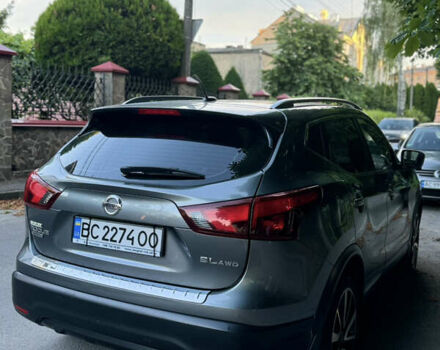 Серый Ниссан Rogue Sport, объемом двигателя 2 л и пробегом 108 тыс. км за 15000 $, фото 5 на Automoto.ua